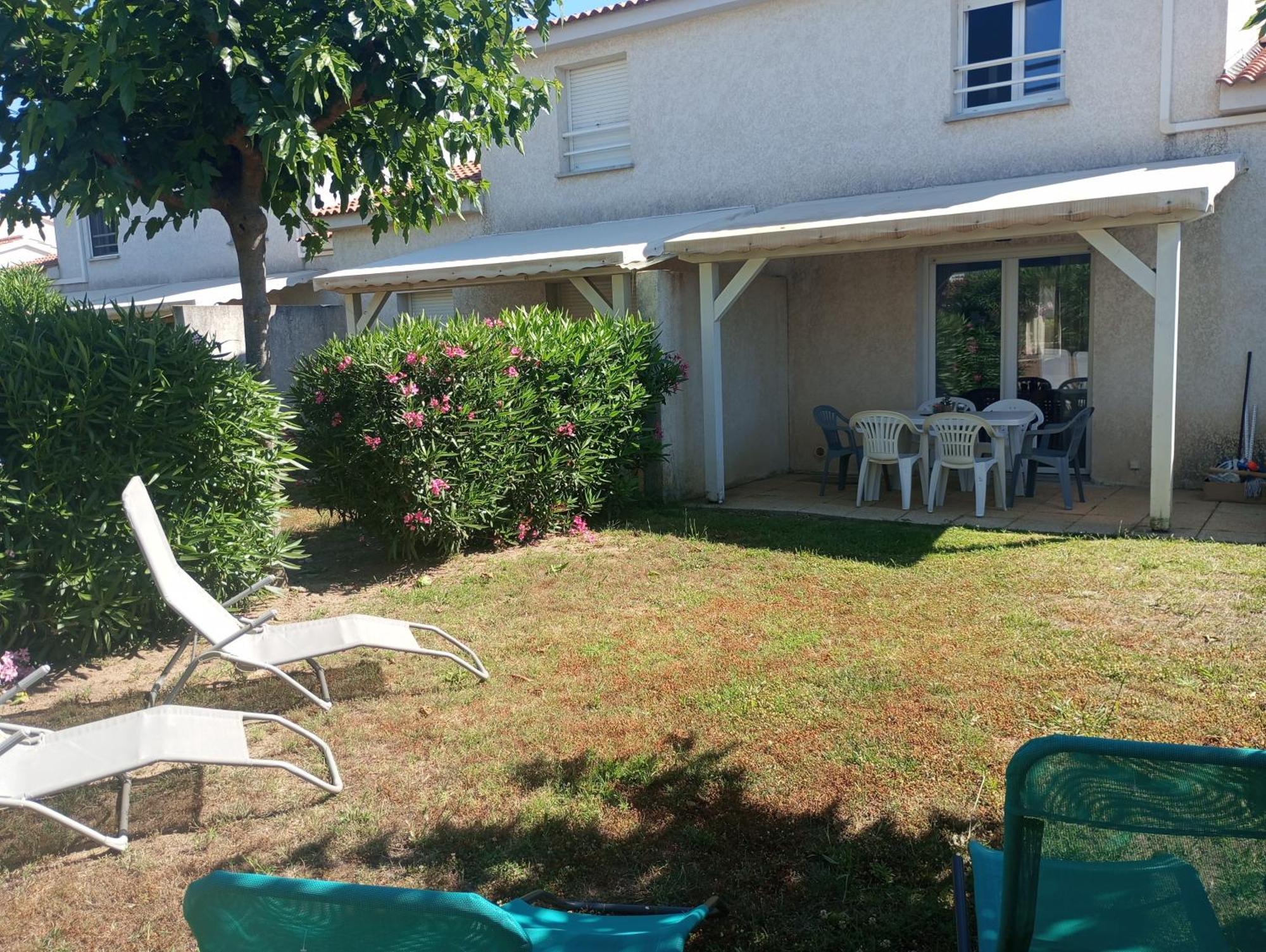 Villa Climatisee A Nuciola Prunete Entre Mer, Montagne Et Piscine Cervione Bagian luar foto